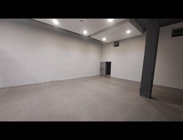 BUSINESS PROPERTY TO RENT IN OVERPORT